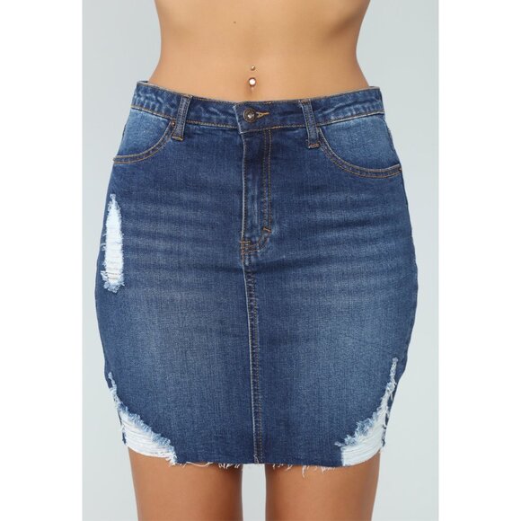 Dayana Denim Skirt w/ Distressed Hem – Dark Wash by Wax Jean – S - Picture 4 of 6